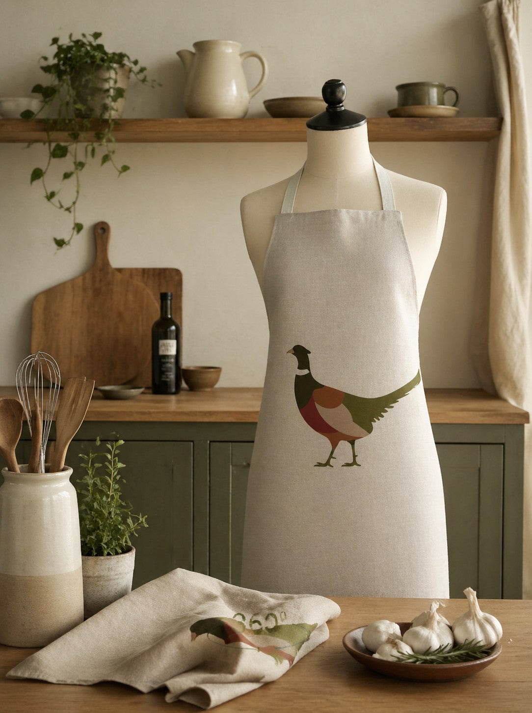 Lowland Pheasant Apron