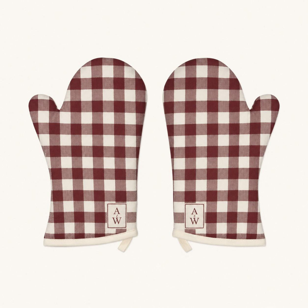 The Heritage Gingham Oven Mitts – Burgundy