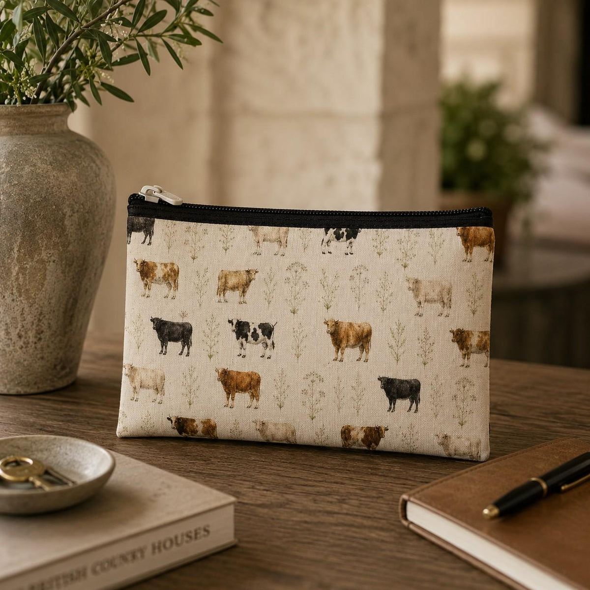 Country Edit Cattle Cosmetic Bag