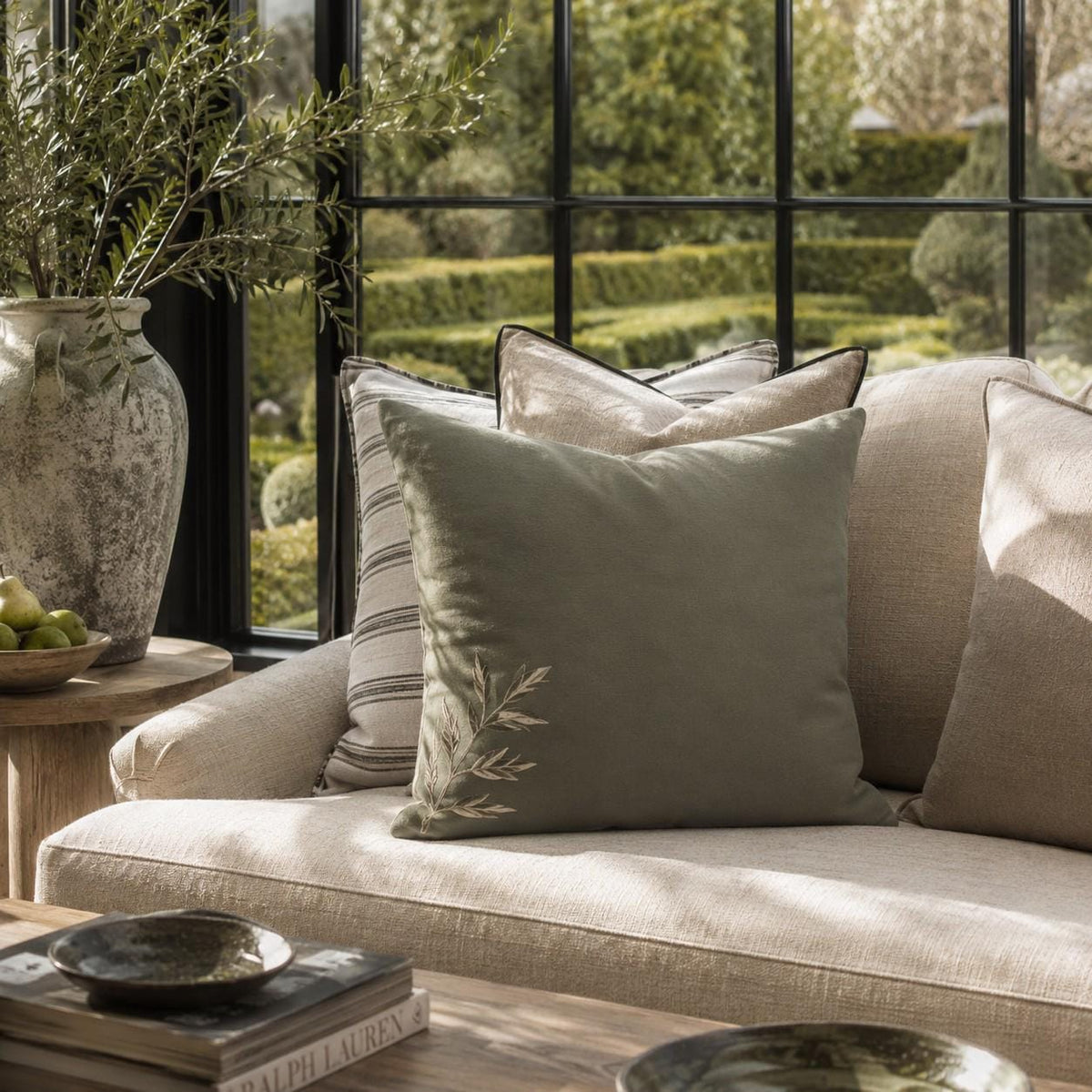 The Signature Willow Cushion – Forest