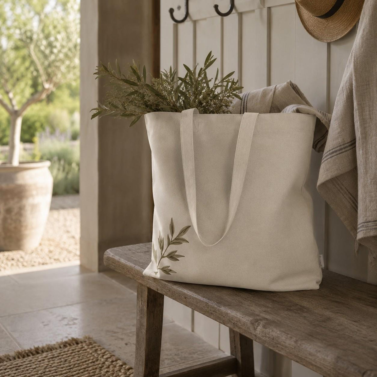 The Signature Willow Tote Bag Natural